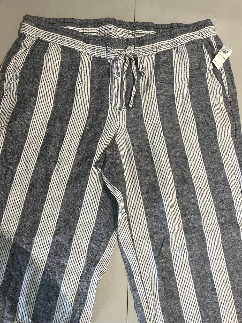 Old Navy Navy and White Vertical Stripe Drawstring linen Pants